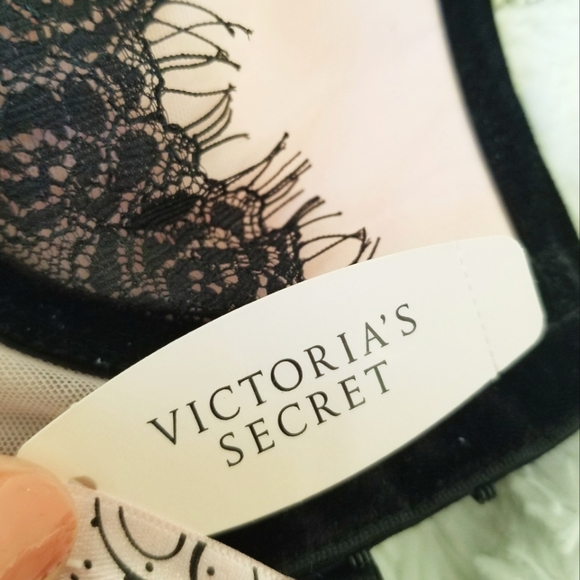 Victoria's Secret Vintage Sexy Little Things Bustier Corset Velvet Bows Lace NWT - Picture 2 of 13
